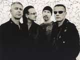 Bono: "Larry Mullen sta suonando al suo massimo"
